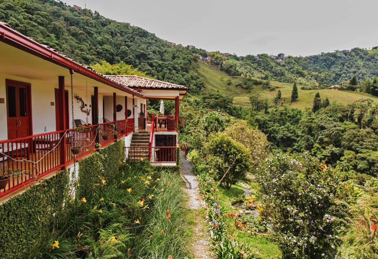 Lodge Paraiso Verde La Linda ภายนอก รูปภาพ
