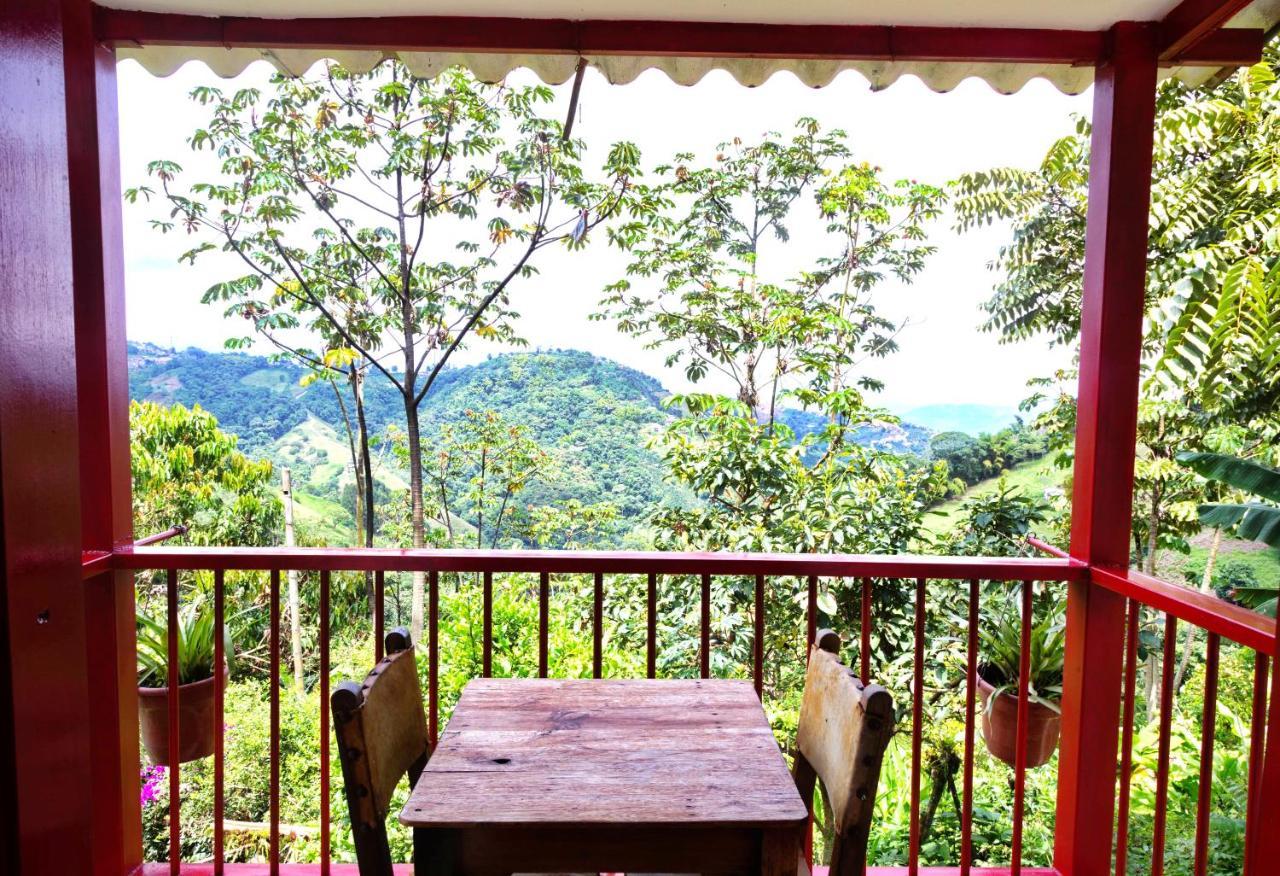 Lodge Paraiso Verde La Linda ภายนอก รูปภาพ